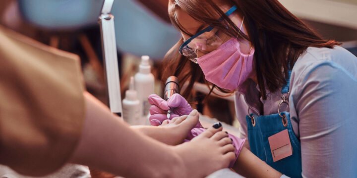 How to Give Your Partner the Best At-Home Massage Ever